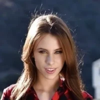 Аня Олсен Anya Olsen