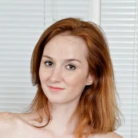 Ди Ди Линн Dee Dee Lynn