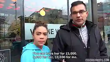 Чешская студентка соглашается на секс с пикапером, когда тот бабосики предлагает